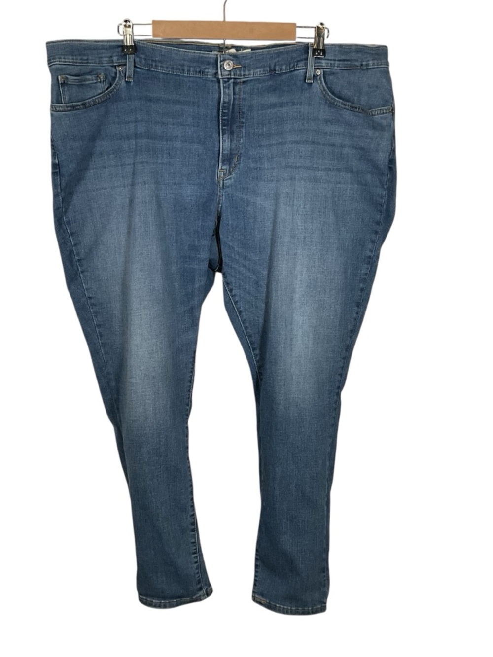 Levi 711 Skinny Women’s Denim Distressed Jeans. Size 26W
